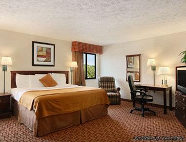 Days Inn By Wyndham Bloomington Bilik gambar