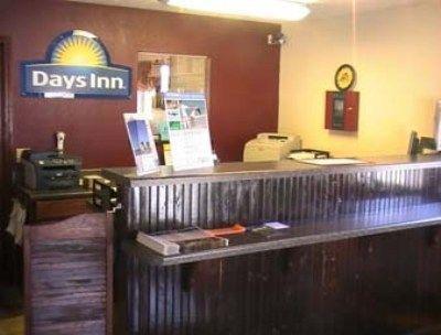 Days Inn By Wyndham Bloomington Dalaman gambar
